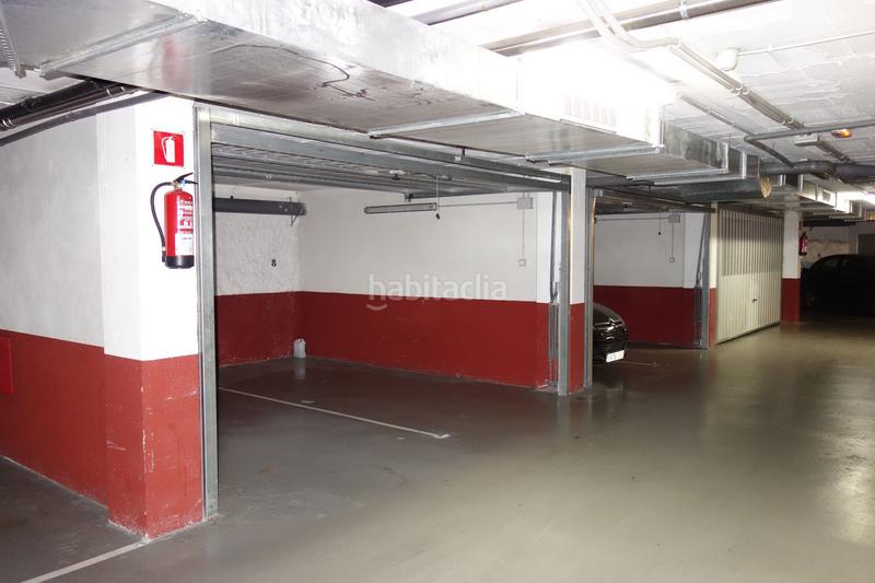 Foto 4aa85630-2696-4240-9b45-b37426706718. Parking voiture dans Riu Sud Santa Coloma de Gramenet