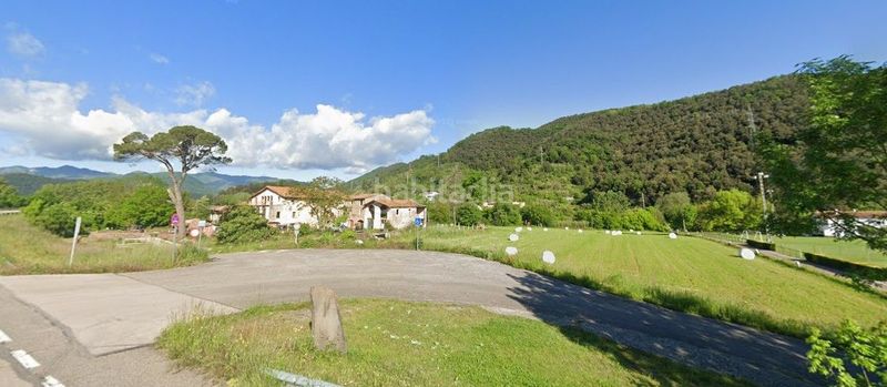 Foto 74fe5052-376d-40e3-a9f6-31b417500e28. Casa masía en venta girona 2.000 m 96.000 m de terreno proyecto de rehabilitación en Olot