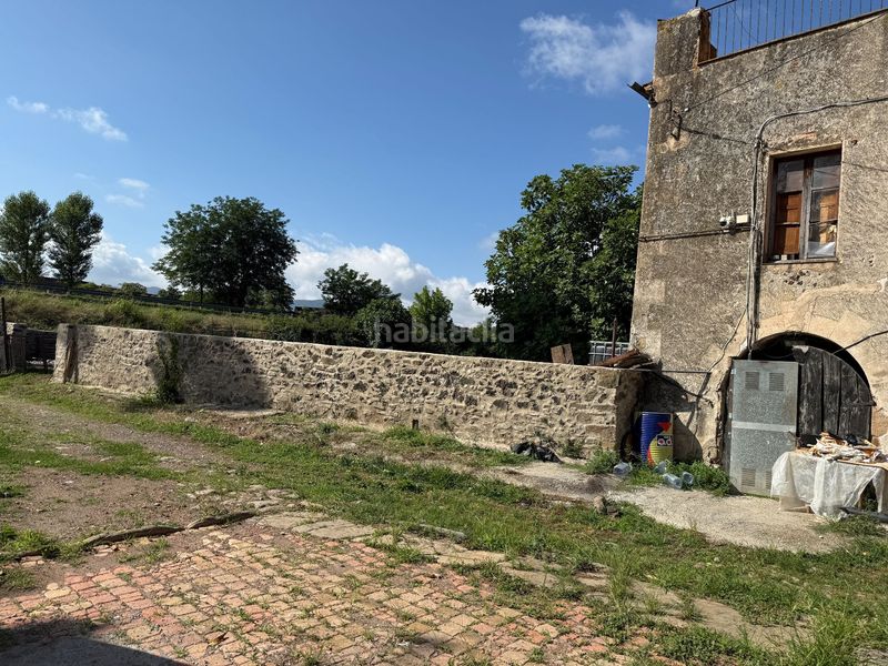 Foto b116b258-3181-49c3-8873-67fa7312daab. Casa masía en venta girona 2.000 m 96.000 m de terreno proyecto de rehabilitación en Olot