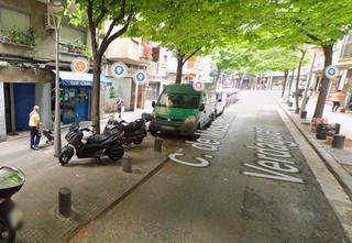 Location Local commercial  Mossen jacinto verdaguer. Local comercial en alquiler en zona fondo de santa coloma de gra