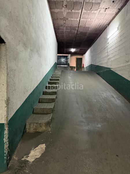 Foto fc764ab5-dcbb-4bd4-a19d-3cb81b8b7d2d. Posto auto in Riu Sud Santa Coloma de Gramenet