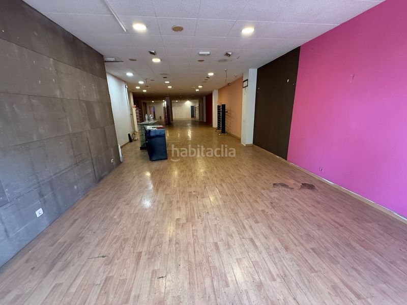 Foto f4aa528d-2338-4c43-8a04-84305f374740. Lloguer local comercial a Eixample Mataró