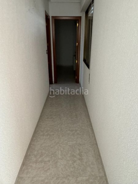 Foto efa6c7fe-72ec-4000-bac4-8261e2df53e1. Edifici a Las Mercedes - El Carmen Puertollano