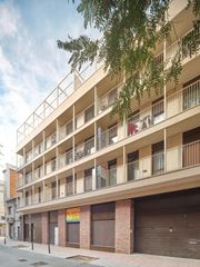 Pis  President lluis companys. Piso de obra nueva en santa coloma centro con terraza de 120m, 2