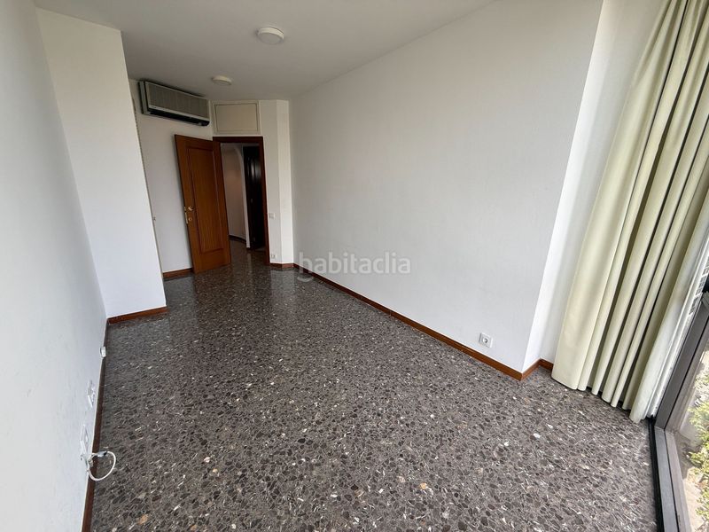 Foto ada0f998-9442-448a-87b3-aae27f3205bd. Pis amb calefacció a La Nova Esquerra de l´Eixample Barcelona