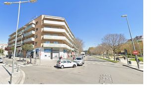 Lloguer Aparcament cotxe  Italia. Plaza de aparcamiento de alquiler para coche mediano en zona fon