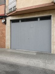 Lloguer Local Comercial  San carlos. Local comercial de 140 m con vado en el centro de santa coloma d