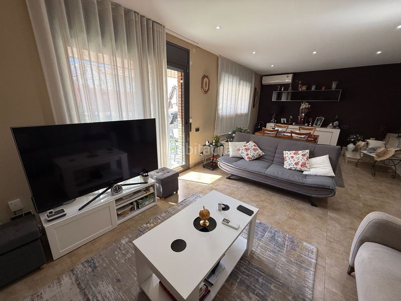 Foto b85f57e3-2f6c-44a7-96a0-60958ea3d578. Casa amb calefacció aparcament piscina a Banyeres Premià de Mar
