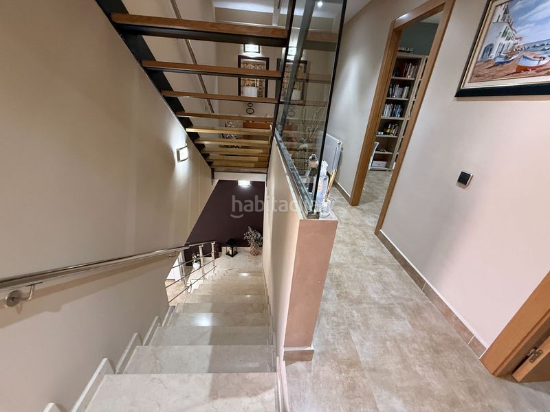 Foto f0ab0d4f-cc5d-4d93-b016-57b03bd936bd. Casa amb calefacció aparcament piscina a Banyeres Premià de Mar