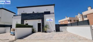 Xalet a Monte y Mar. Chalet en gran alacant  santa pola alicante