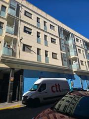 Aparcament cotxe  Calle vicente fuentes sansano. Si tu coche busca casa, esta es tu oportunidad!  plazas de garaj
