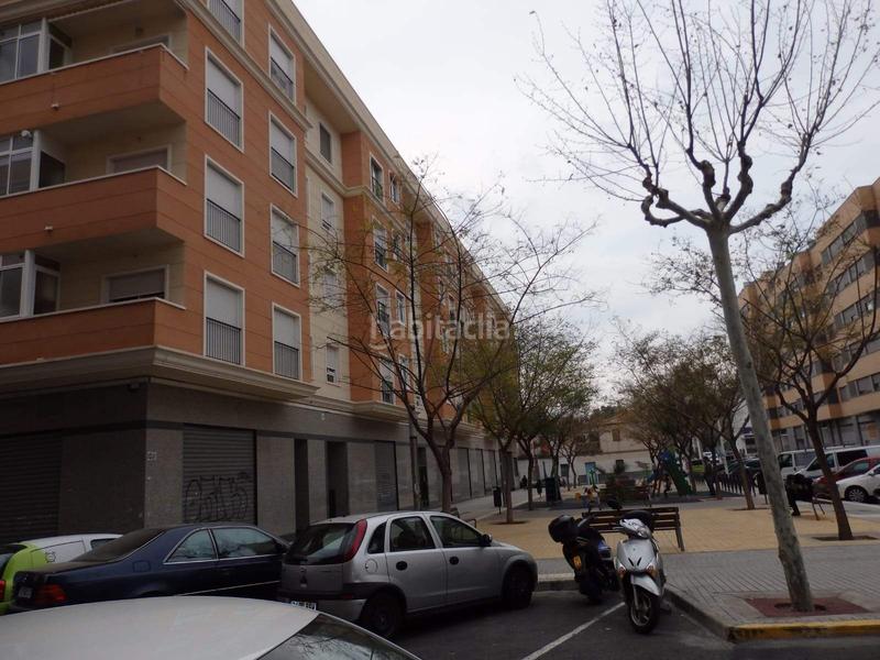 Foto dbdeb1fd-be5a-4907-87f6-7eaa1d4d21a4. Locale commerciale in Plaza Crevillente - Antiguos Juzgados - El Asilo Elche / Elx