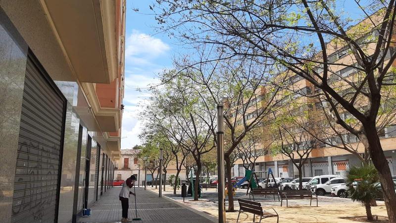 Foto e5b69e3d-351f-49fe-9d17-b42c3f75a9e1. Locale commerciale in Plaza Crevillente - Antiguos Juzgados - El Asilo Elche / Elx