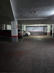 Aparcament cotxe a Plaza Crevillente - Antiguos Juzgados - El Asilo