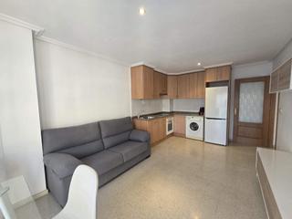 Lloguer Pis a Plaza Crevillente - Antiguos Juzgados - El Asilo. Piso en zona corte inglés