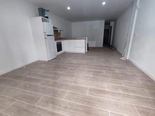Planta baixa a Plaza Crevillente - Antiguos Juzgados - El Asilo. Planta baja en zona gasolinera mora  elche