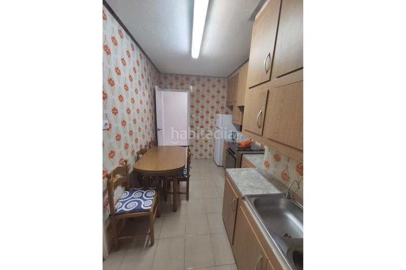 Foto 1ec9741f-dc44-442b-a04c-afc0ee7a3a2b. Alquiler piso alquiler habitaciones estudiantes en Elche / Elx