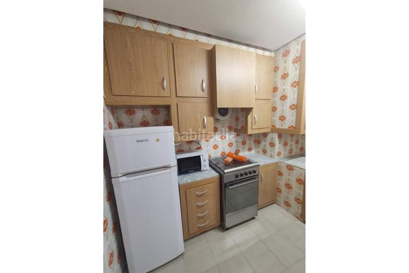 Foto 90877ff5-94f9-47c8-8965-cd576ff92d2f. Alquiler piso alquiler habitaciones estudiantes en Elche / Elx
