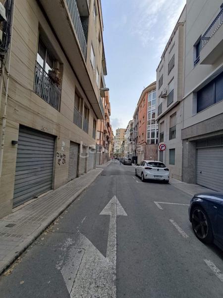 Foto 933884d8-db0c-4387-98cc-734e10465b33. Parking voiture dans Centro Elche / Elx