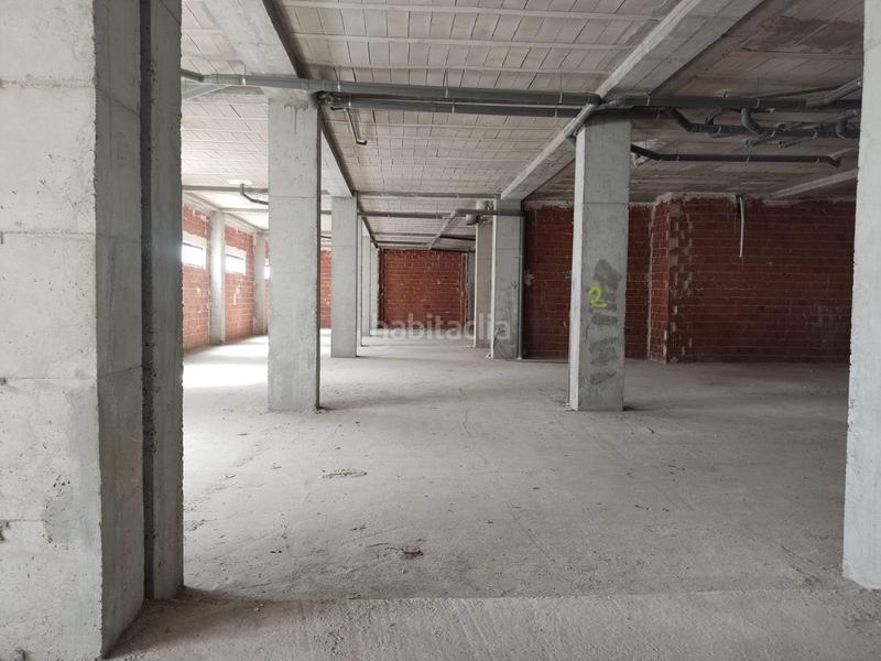 Foto f2242635-58a5-48b4-94fc-1d36f08e69f9. Alquiler local comercial local en esquina ! ideal para no pasar desapercibido en Elche / Elx