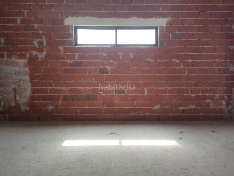 Foto 2667721f-b806-482d-84a0-ff948031d9b1. Rent business premise in Sector V Elche / Elx