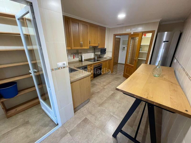 Foto 0a650253-9900-4057-ba0f-3a40e90b7085. Location appartement dans Sector V Elche / Elx