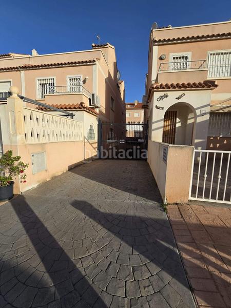 Foto 179719ed-d5b0-44c2-80f4-898ca3a001f1. Autoparkplatz in Monte y Mar Santa Pola