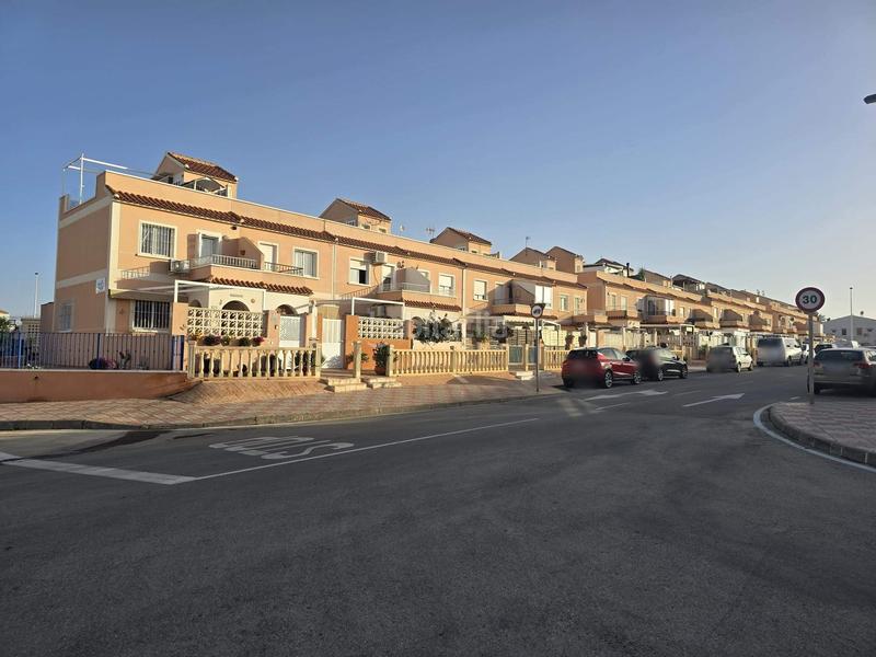 Foto 7a5a4b0a-fb63-4980-9364-16062e237bc9. Autoparkplatz in Monte y Mar Santa Pola