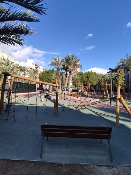 Foto d8d543e5-8555-4d26-8466-d3446a405ed3. Flat in Plaza Crevillente - Antiguos Juzgados - El Asilo Elche / Elx