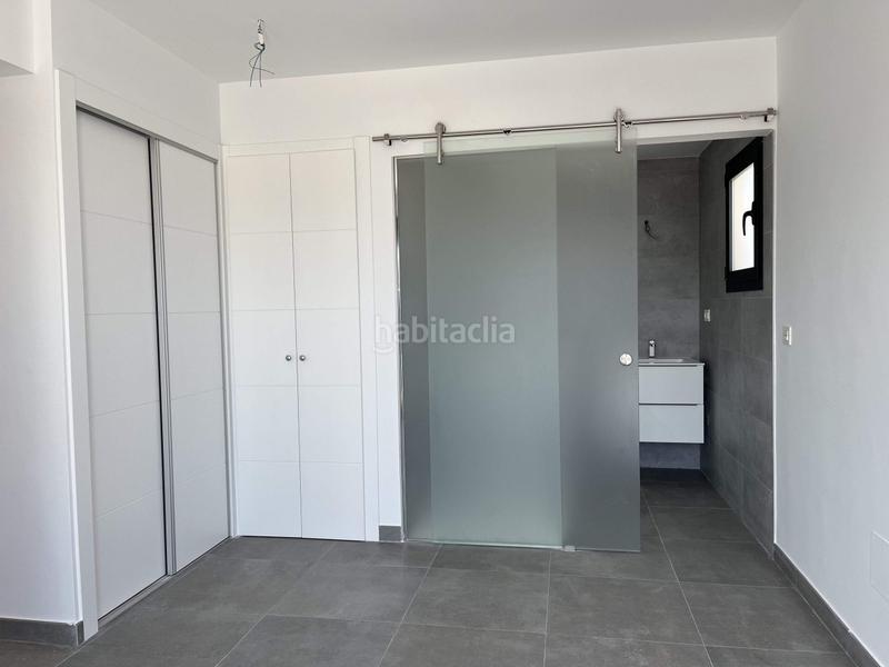 Foto 77e665cd-0055-4d17-9d02-6574b8cf8839. Chalet con piscina in Monte y Mar Santa Pola