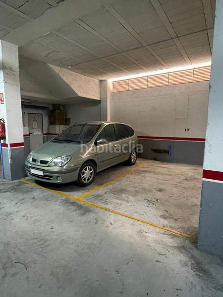 Foto e7de8d4c-3c9a-45af-8cc8-5292183305aa. Aparcament cotxe a San Crispín Elche / Elx