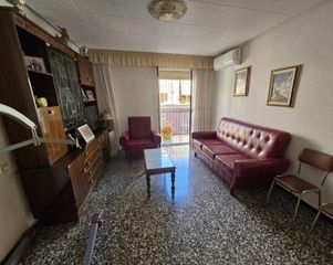 Pis  Calle maximilia thous. Piso en maximiliano thous a un paso del ceu