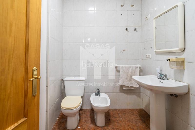 Foto 0688c665-5bb5-4448-81df-21ffe66e5abe. Lloguer local comercial a Picanya