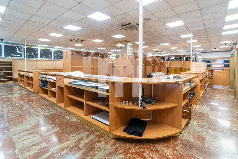 Foto 1bcb13ed-caaf-4c01-b702-1c771254e0f1. Lloguer local comercial a Picanya