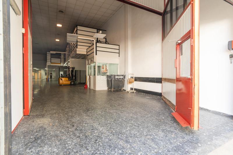 Foto 27b328af-1115-4ac3-9f41-cc1404454ee7. Lloguer local comercial a Picanya