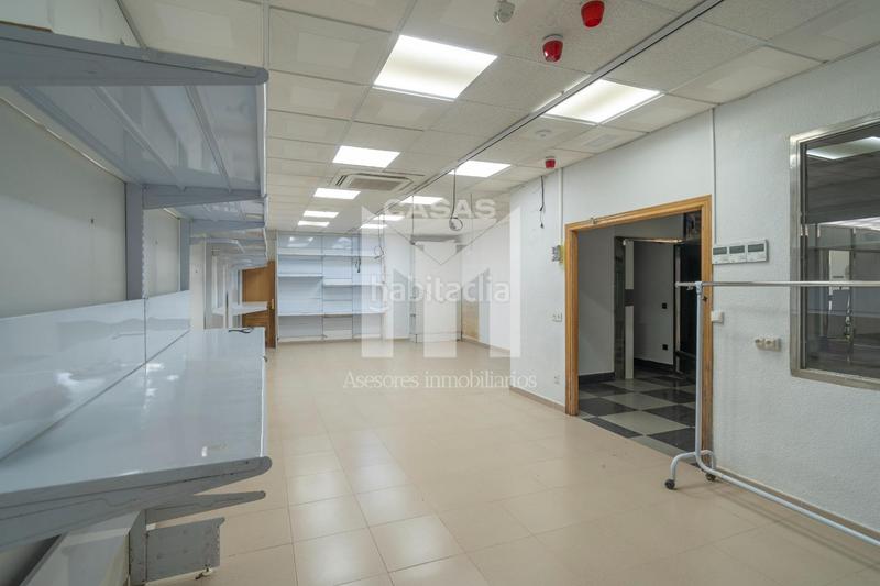 Foto 49813f00-6692-4ac7-938f-5272fc5a7a86. Lloguer local comercial a Picanya