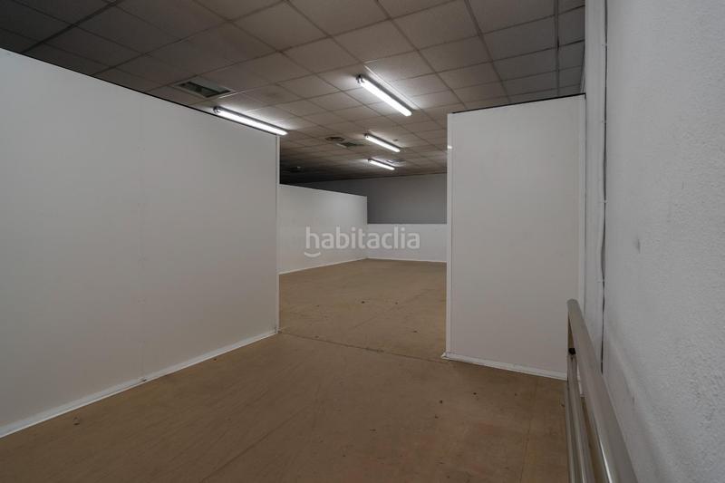 Foto 5babfc27-3876-46eb-9c39-8724250f3782. Lloguer local comercial a Picanya