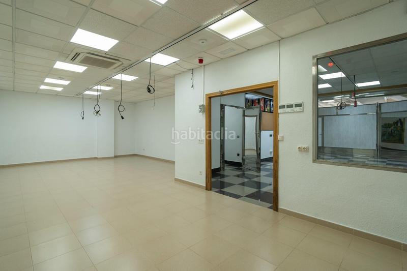 Foto 5e1ad525-020b-4b4a-9ab5-961432bfcd19. Lloguer local comercial a Picanya