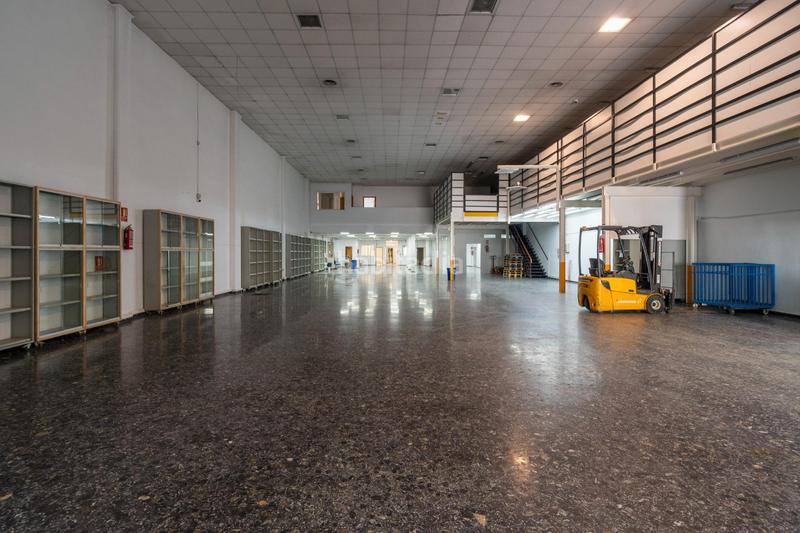 Foto ca5456d2-0437-4648-b423-e89e3d031bbc. Lloguer local comercial a Picanya