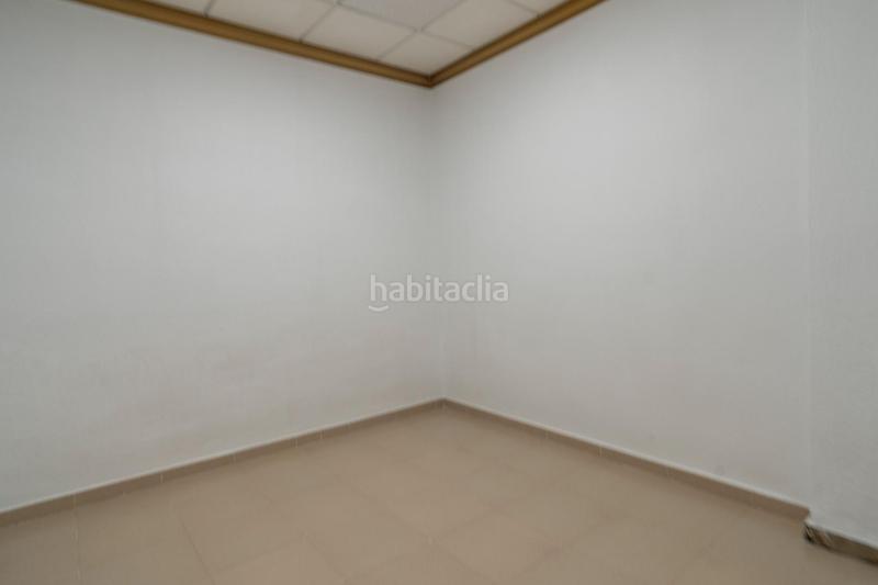 Foto fa83f983-7e18-4db4-84aa-afdb69592b7b. Lloguer local comercial a Picanya