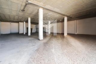 Local Comercial en Zona Calle Valencia. Local convertible en vivienda o proyecto inmobiliario en torrent