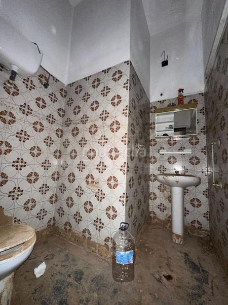 Foto ea208097-9c5f-48ac-a65d-923f5bbe2cb3. Location local commercial dans Picanya