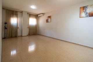 Planta baixa a San Ramón-Monte de Piedad. Vivienda entresuelo en xirivella