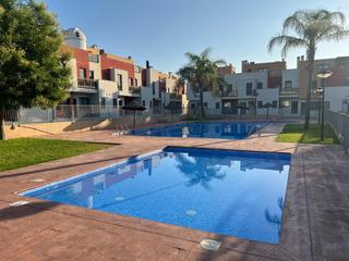 Casa adossada en San Antonio de Benagber. Adosado en venta san antonio de benageber
