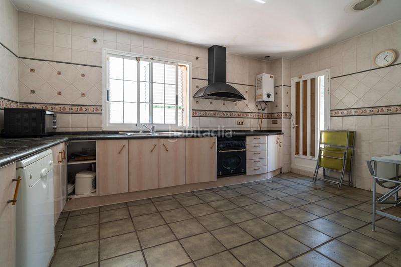 Foto 95f32d2c-f3a4-4ac1-b5ab-21440481c00c. Chalet avec chauffage parking piscine dans Godelleta