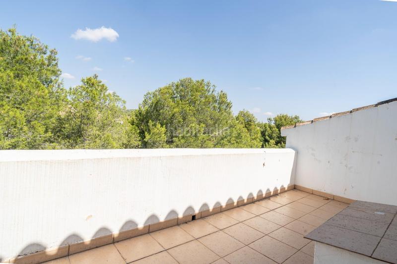 Foto b3a84811-2f6c-44eb-9532-b6fd393f9db4. Chalet avec chauffage parking piscine dans Godelleta