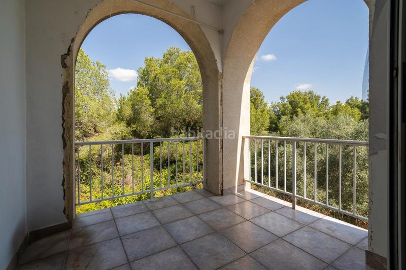 Foto c88989f2-8982-4fc3-ba70-c784aca0b136. Chalet avec chauffage parking piscine dans Godelleta
