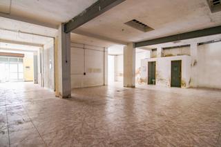 Location Local commercial à Sant Antoni. Oportunidad de alquiler local zona sant antoni