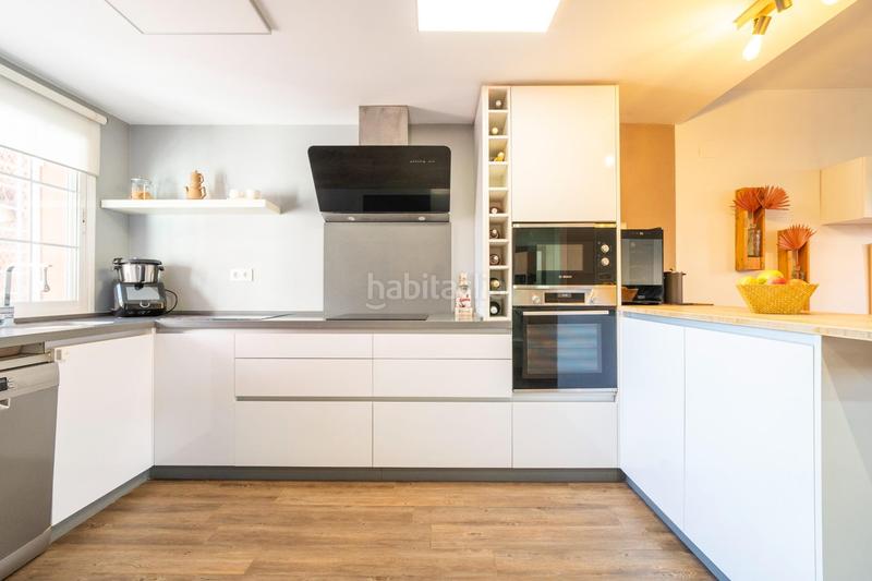 Foto df3bd1f8-ba3a-420e-923d-6c8169a9f989. Casa a schiera con parcheggio piscina in Pla dels Aljubs Pobla de Vallbona (la)