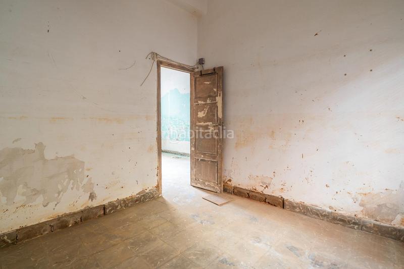 Foto 299a541f-6946-438d-8627-925b657fdf7a. Planta baixa a Metro - Auditorio Paiporta